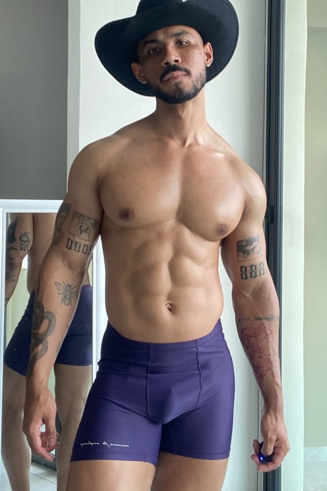 Lustrous Scrunch-Butt 4.5" Bike Shorts - Sugar Plum